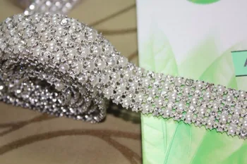 1 Yard Diamond 5 Rows 5mm A Grade Rhinestone Crystal & Pearl Wedding Cake Banding Trim Cake Ribbon Decoration
1 Yard Diamond 5 Rows 5mm A Grade Rhinestone Crystal & Pearl Wedding Cake Banding Trim Cake Ribbon Decoration