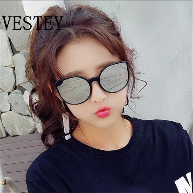 Fashion Sunglasses Women Gradient Lens Sun glasses Men Full Frame Shades Brand Designer Ladies Glasses Unisex 2018 oculos
Fashion Sunglasses Women Gradient Lens Sun glasses Men Full Frame Shades Brand Designer Ladies Glasses Unisex 2018 oculos