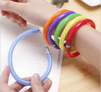 50pcs/lot Novelty Promotion Wristband Writing Ballpoint Roller Pens Study Office Materials Kids Birthday Party Favor Stationery
50pcs/lot Novelty Promotion Wristband Writing Ballpoint Roller Pens Study Office Materials Kids Birthday Party Favor Stationery