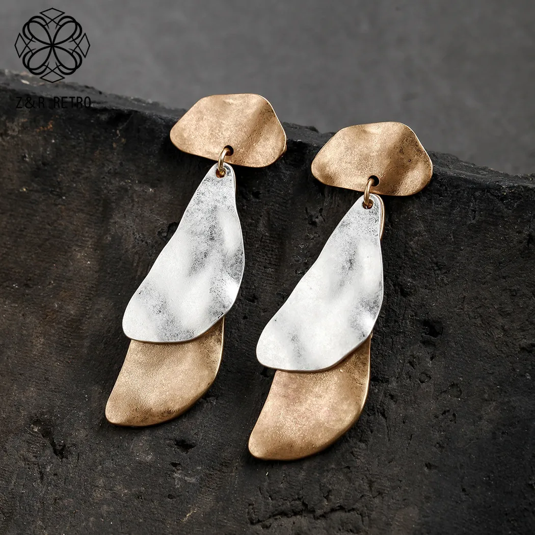 2019 New Vintage Gold Earrings for Women Ear Stud Vintage Jewelry Boucle d'oreille Femme Kolczyki Oorbellen Pendientes Brincos
2019 New Vintage Gold Earrings for Women Ear Stud Vintage Jewelry Boucle d'oreille Femme Kolczyki Oorbellen Pendientes Brincos
