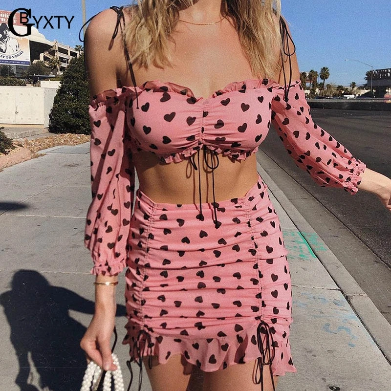 GBYXTY Pink Heart Skirt Set Summer Beach 2 Piece Set Women Off Shoulder Crop Top and Skirt Suit Matching Outfit conjunto ZA1499
GBYXTY Pink Heart Skirt Set Summer Beach 2 Piece Set Women Off Shoulder Crop Top and Skirt Suit Matching Outfit conjunto ZA1499