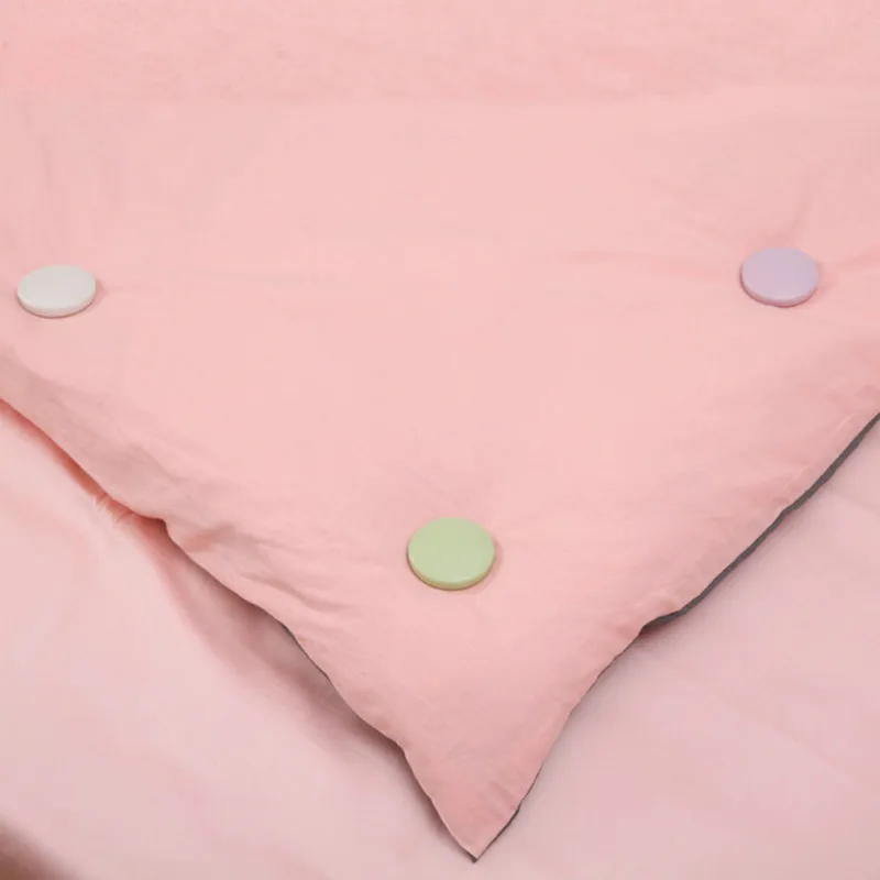 Creative 5pcs Quilt Clip Holder Panda Buckle Bed Sheet Non-Slip Quilt Cover Magnetic Anti-Move Buckle Fixer Clip with Unlocker
Creative 5pcs Quilt Clip Holder Panda Buckle Bed Sheet Non-Slip Quilt Cover Magnetic Anti-Move Buckle Fixer Clip with Unlocker