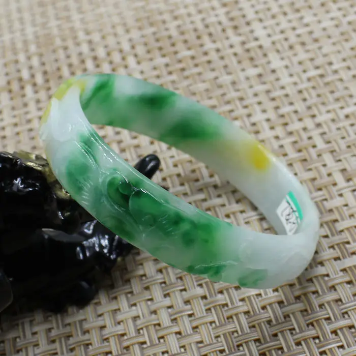 A382 Chinese Hand-carved Emerald Green stoneite stone Gems Bracelet Bangle 60mm 10.20 40
A382 Chinese Hand-carved Emerald Green stoneite stone Gems Bracelet Bangle 60mm 10.20 40