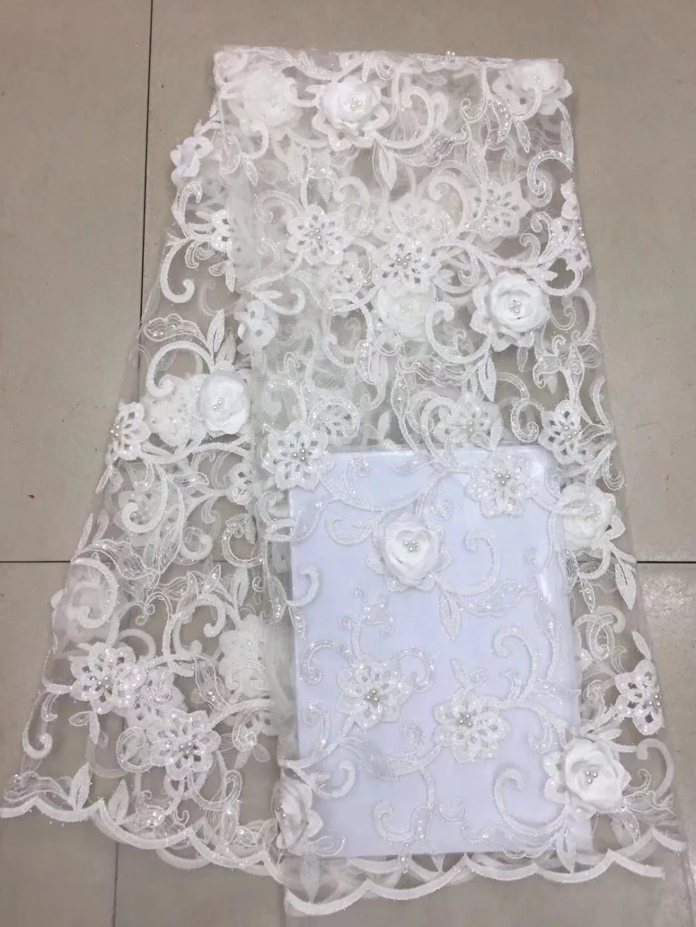 Latest Nigerian Lace Fabric 2018 High Quality African Laces Fabric Bridal Embroidered French Tulle Lace Fabric With bead
Latest Nigerian Lace Fabric 2018 High Quality African Laces Fabric Bridal Embroidered French Tulle Lace Fabric With bead