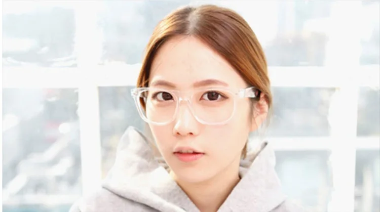 3296313582_825563273