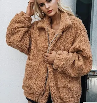 England Style high quality 2018 2018 winter new European lambswool Zipper Faux Fur fashion coat top woman Faux Fur coat
England Style high quality 2018 2018 winter new European lambswool Zipper Faux Fur fashion coat top woman Faux Fur coat