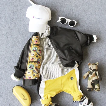 2-8Y new 2018 winter two sides wear loose thicken warm cotton-padded baseball collar boys jacket 1pc letter boys winter jacket
2-8Y new 2018 winter two sides wear loose thicken warm cotton-padded baseball collar boys jacket 1pc letter boys winter jacket