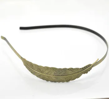 Vintage Antique Bronze Feather Headbands Hair Band 38cm, 4.8mm wide, sold per packet of 5 (B16367)
Vintage Antique Bronze Feather Headbands Hair Band 38cm, 4.8mm wide, sold per packet of 5 (B16367)
