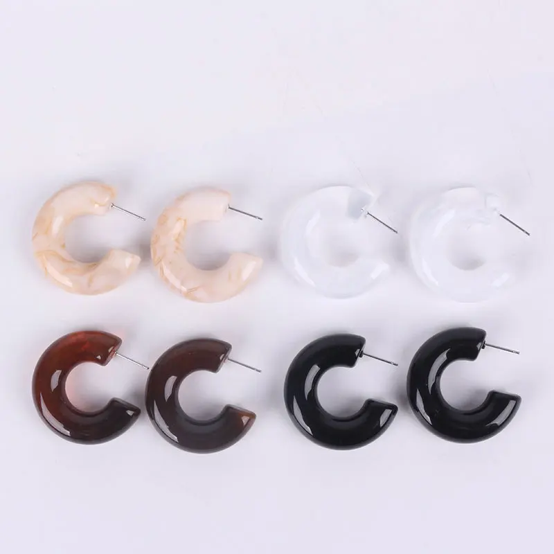UJBOX Factory Wholesale Geometric Semicircular Hoop Earrings Japanese Korean Black White Acrylic Resin Statement Earrings
UJBOX Factory Wholesale Geometric Semicircular Hoop Earrings Japanese Korean Black White Acrylic Resin Statement Earrings