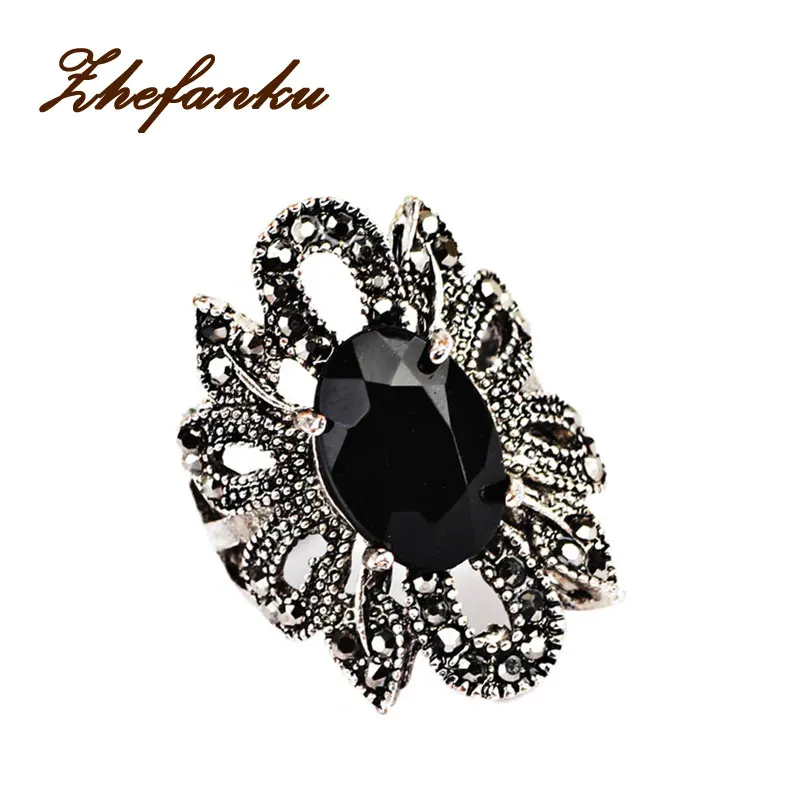 Vintage Bohemian Rings For Women Retro Totem Flower Hollow With Black Stone Silver Color Fashion Jewelry
Vintage Bohemian Rings For Women Retro Totem Flower Hollow With Black Stone Silver Color Fashion Jewelry