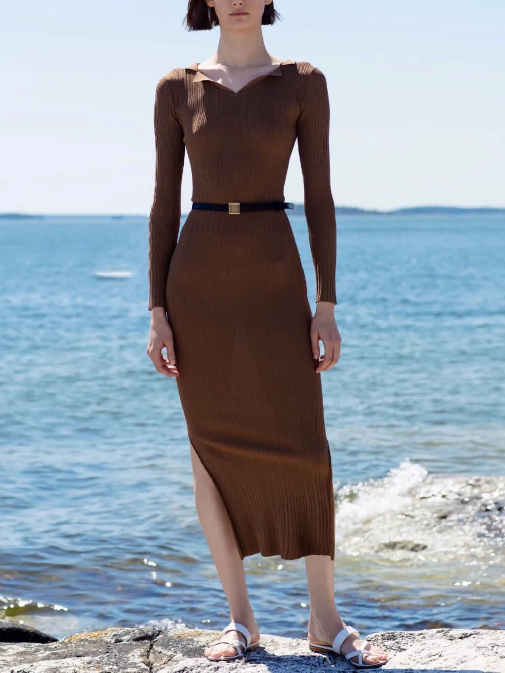 Arezzo dress black nougat ribbed v-neck Slim Waist Slit Hem Long Sleeved Knitted Midi Dress Woman fashion
Arezzo dress black nougat ribbed v-neck Slim Waist Slit Hem Long Sleeved Knitted Midi Dress Woman fashion