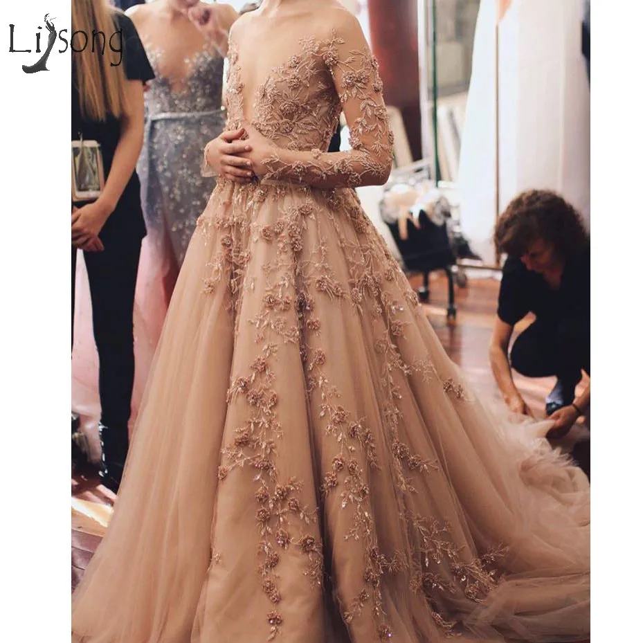 Modest Champagne Floral Lace Evening Dresses 2018 Full Sleeves Deep V-neck Formal Party Dress To Prom Shiny Rhinestone Gowns
Modest Champagne Floral Lace Evening Dresses 2018 Full Sleeves Deep V-neck Formal Party Dress To Prom Shiny Rhinestone Gowns