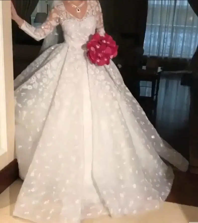 Eslieb Custom made Lace Wedding Dress 2018 A Line V-neck Wedding Dresses Vestido de Noiva
Eslieb Custom made Lace Wedding Dress 2018 A Line V-neck Wedding Dresses Vestido de Noiva