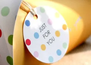 1000ps gift box hang tag , printing tag,tag card , label , gift tag with Rope
1000ps gift box hang tag , printing tag,tag card , label , gift tag with Rope