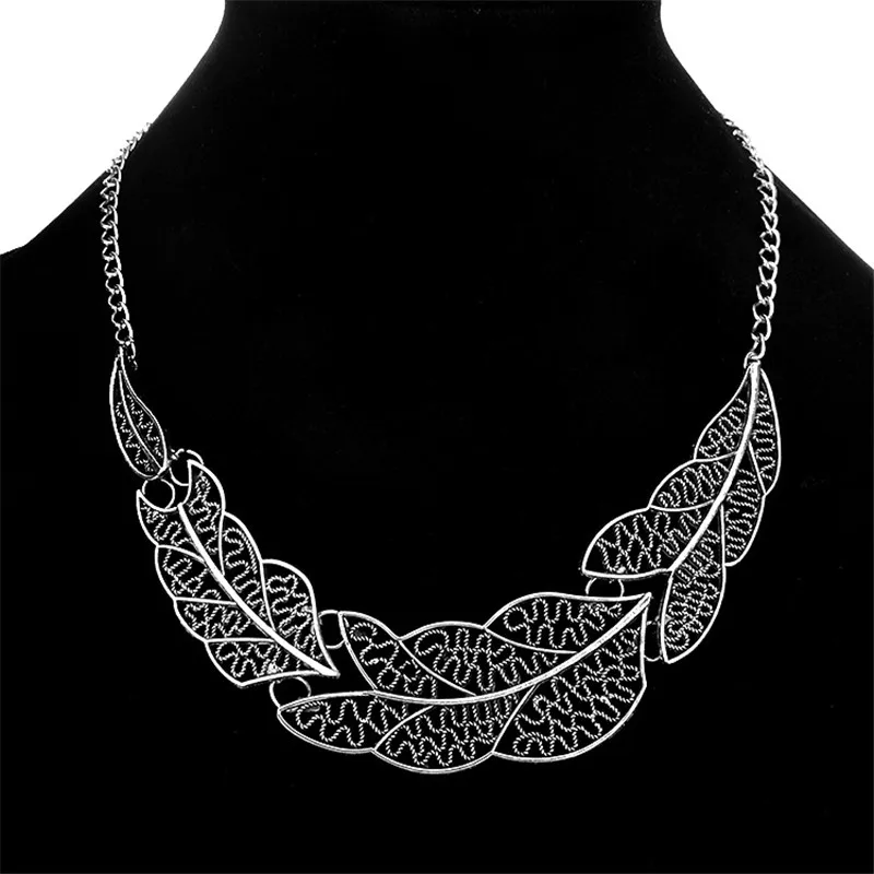 MINHIN New Fashionable Big Leave Pendant Short Necklace Women's Lovely Zinc Alloy Party Accessory Gold/Silver Choker Necklace
MINHIN New Fashionable Big Leave Pendant Short Necklace Women's Lovely Zinc Alloy Party Accessory Gold/Silver Choker Necklace