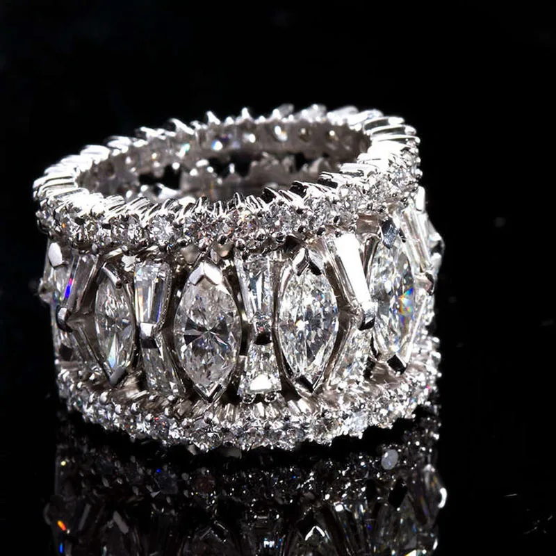 Luxury Female White Zircon Wedding Ring Fashion Silver Color Crystal Rings Jewelry Promise Engagement Rings For Women Z5X551
Luxury Female White Zircon Wedding Ring Fashion Silver Color Crystal Rings Jewelry Promise Engagement Rings For Women Z5X551