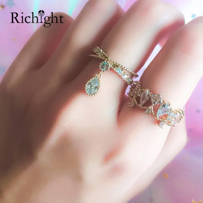 Fashion Delicate Drop Opening Gold Ring 2 PCS Crystal Crown Rings Set Cute Girls Jewelry Open Cuff Rings Women Engagement Ring
Fashion Delicate Drop Opening Gold Ring 2 PCS Crystal Crown Rings Set Cute Girls Jewelry Open Cuff Rings Women Engagement Ring