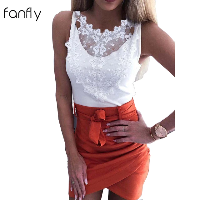 White 2019 T-shirt V Neck Elegant Lace Crochet Office Lady Tshirt V Neck Sleeveless Womens Clothing SJ2377F
White 2019 T-shirt V Neck Elegant Lace Crochet Office Lady Tshirt V Neck Sleeveless Womens Clothing SJ2377F