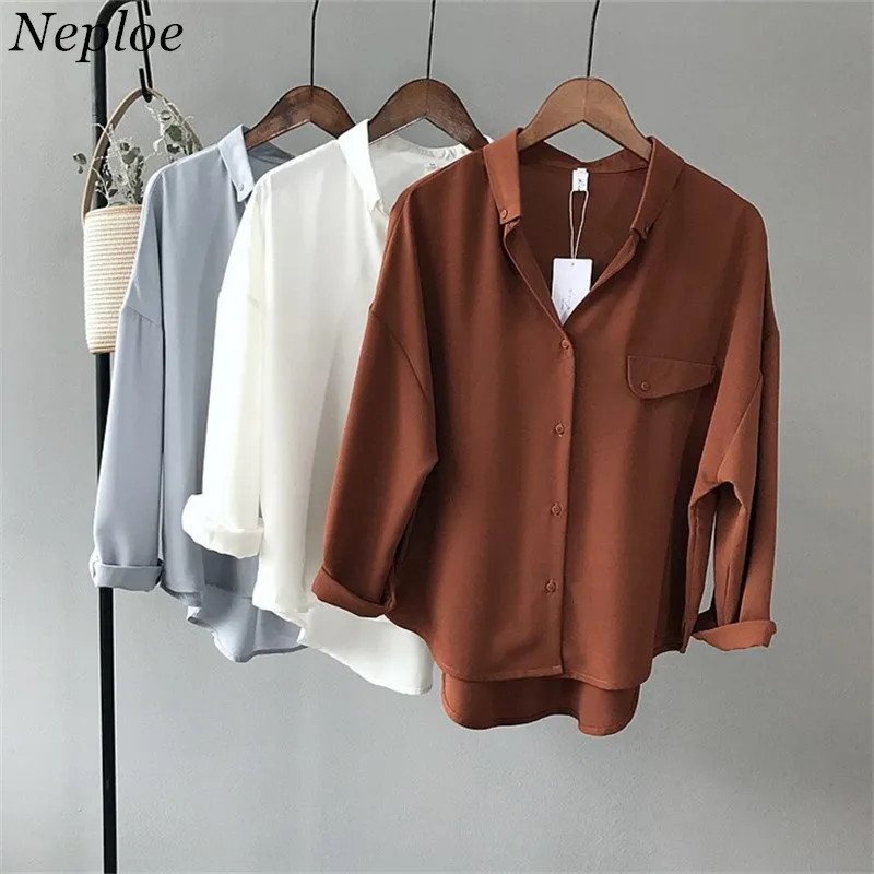 Neploe Solid Irregular Chiffon Shirts Korean Spring New Fashion V-neck Women Blouse Long Sleeve Casual Loose Blusas 66749
Neploe Solid Irregular Chiffon Shirts Korean Spring New Fashion V-neck Women Blouse Long Sleeve Casual Loose Blusas 66749