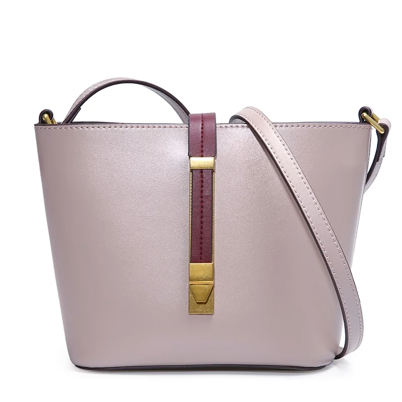 SALE Genuine Leather Bags Designer Handbags Women Shoulder BIG capacity Bags Menssenger Bag Tote Bolsas Feminina Famous Brand
SALE Genuine Leather Bags Designer Handbags Women Shoulder BIG capacity Bags Menssenger Bag Tote Bolsas Feminina Famous Brand
