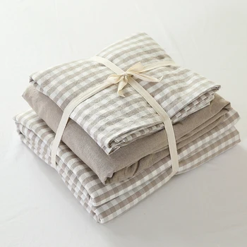 100% Washed Cotton Vintage Style plaid bedding with fitted sheet and 2 pillow cases 
100% Washed Cotton Vintage Style plaid bedding with fitted sheet and 2 pillow cases
