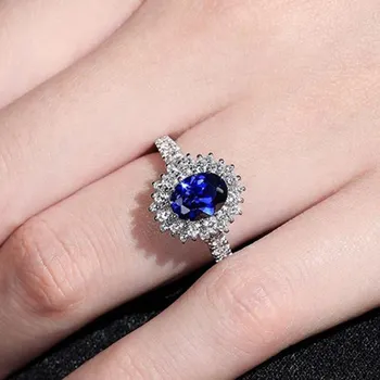 Huitan Wedding Anniversary Ring with Oval Cutting Blue Cubic Zirconia Luxury Jewelry Valentines Gift Fashion Rings for Women
Huitan Wedding Anniversary Ring with Oval Cutting Blue Cubic Zirconia Luxury Jewelry Valentines Gift Fashion Rings for Women