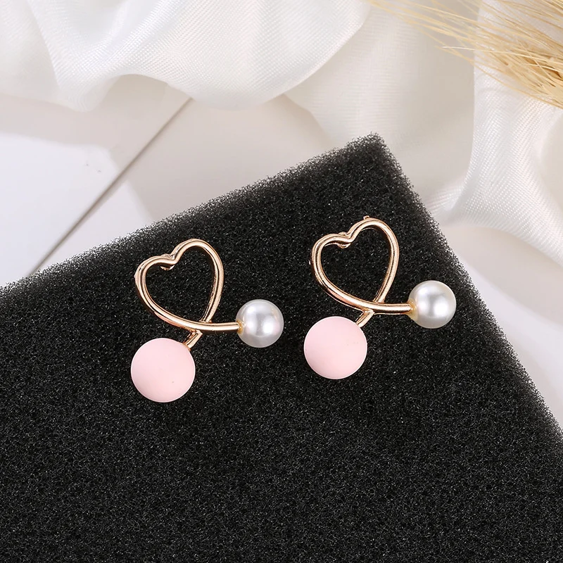 New korean earrings 2019 Imitation Pearl cross Geometry Stud Earrings For Women Statement Ear Jewelry Wholesale Bijoux
New korean earrings 2019 Imitation Pearl cross Geometry Stud Earrings For Women Statement Ear Jewelry Wholesale Bijoux