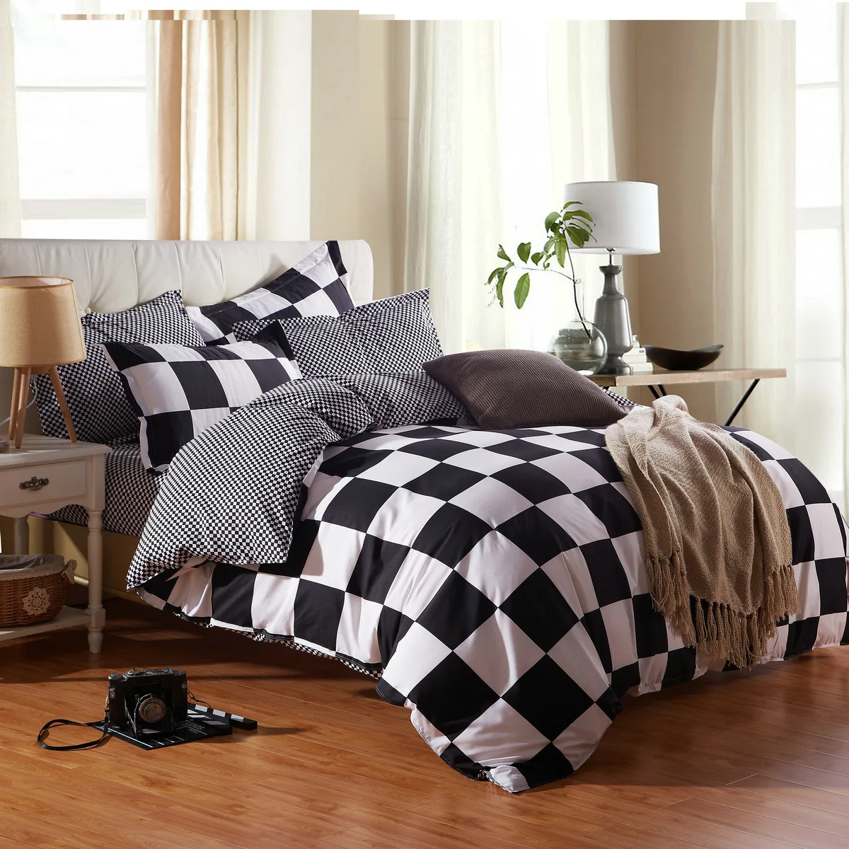 Luxury Plaid Bedding Sets 3/4pcs Geometric Pattern Bed Linings Duvet Cover Bed Sheet Pillowcases Cover Set
Luxury Plaid Bedding Sets 3/4pcs Geometric Pattern Bed Linings Duvet Cover Bed Sheet Pillowcases Cover Set