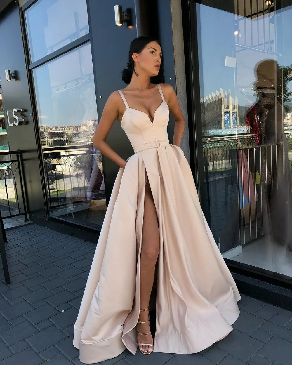 Long-Simple-Evening-Dress-2019-Sexy-Sweetheart-High-Slit-Champagne-Satin-Women-Formal-Gowns-With-Pocket (1)