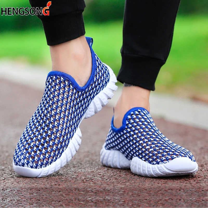 2018 Summer Men Water Sports Shoes Mesh Hollow Out Breathable Sneakers Men Water Beach Shoes Woman Man Sneakers Sportswear
2018 Summer Men Water Sports Shoes Mesh Hollow Out Breathable Sneakers Men Water Beach Shoes Woman Man Sneakers Sportswear