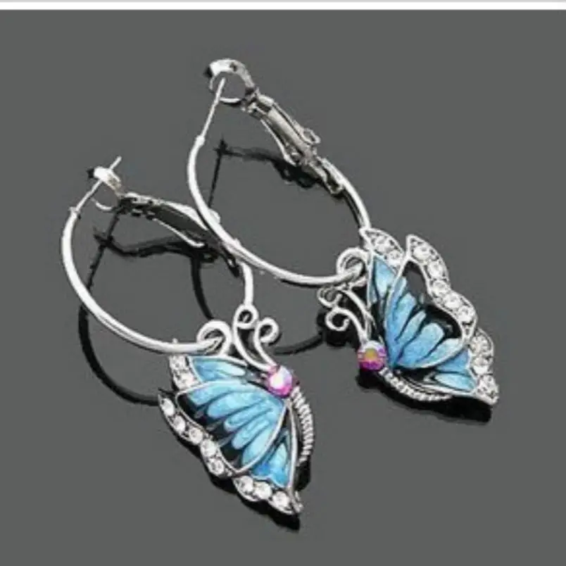 Korean Jewelry Fashion Exquisite Earrings Korean Storm Blue Butterfly Earrings Lady All-match Ear Earrings
Korean Jewelry Fashion Exquisite Earrings Korean Storm Blue Butterfly Earrings Lady All-match Ear Earrings