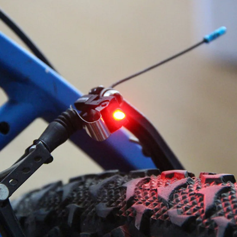 Bicycle Rear Taillights Brake Red LED Lights Lamp Suit for V-brake and C-type Brake Bike Accessories
Bicycle Rear Taillights Brake Red LED Lights Lamp Suit for V-brake and C-type Brake Bike Accessories