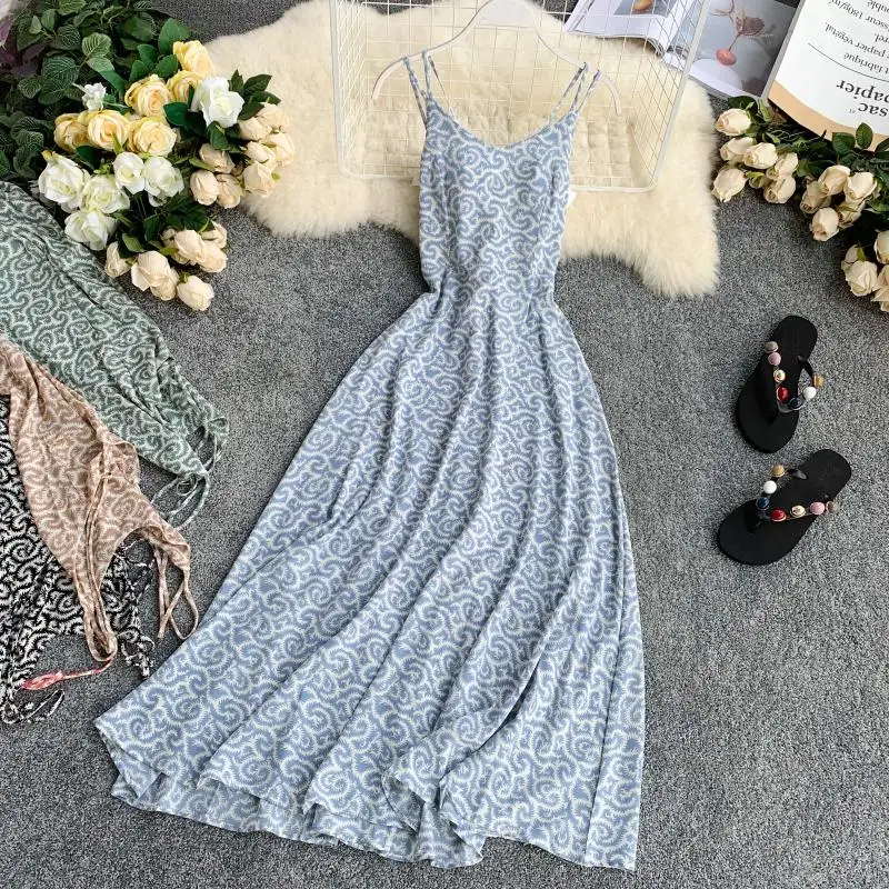 2019 new fashion women's dresses Seaside holiday sexy V-neck halter strap chiffon print dress vestidos
2019 new fashion women's dresses Seaside holiday sexy V-neck halter strap chiffon print dress vestidos