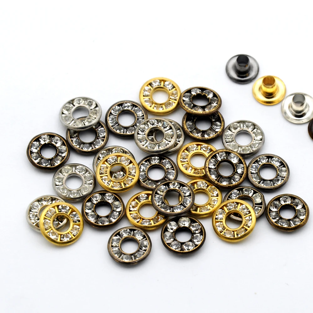 100pcs/lot round 9mm metal brass rhinestone eyelets glass diamond grommets knit clothes decoration free shipping RE-9mm-001
100pcs/lot round 9mm metal brass rhinestone eyelets glass diamond grommets knit clothes decoration free shipping RE-9mm-001