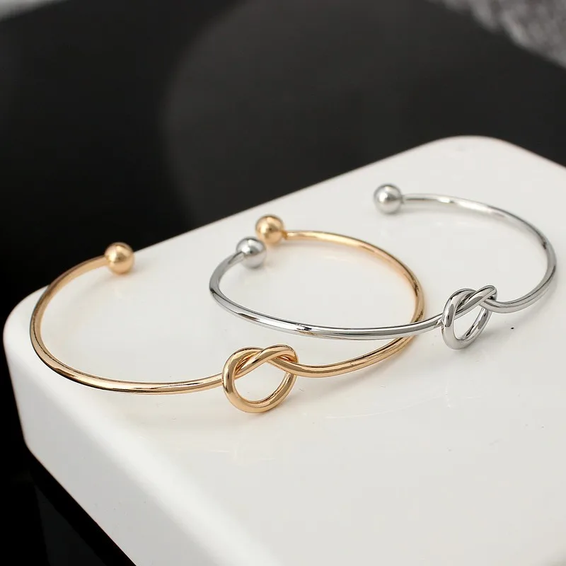 JUCHAO Charm Cuff Bracelets Bangles for Women Fashion Jewelry Gift Open Simple Knot Love Heart Opening Bracelet
JUCHAO Charm Cuff Bracelets Bangles for Women Fashion Jewelry Gift Open Simple Knot Love Heart Opening Bracelet