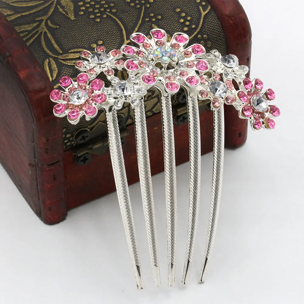 Fashion Flower Hair Ornament Hairpin Crystal Hair Comb Rhinestone Hairclip Women Lady
Fashion Flower Hair Ornament Hairpin Crystal Hair Comb Rhinestone Hairclip Women Lady