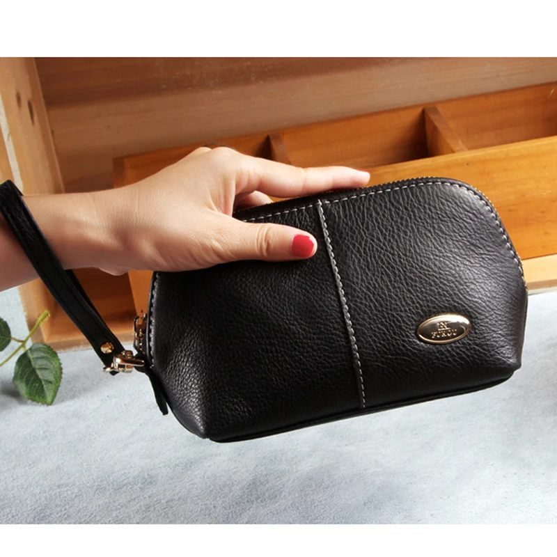 Actor Cosmetic bag Ladies Shell bag cosmetic Case genuine leather beautiful Toiletry makeup bag Wristlet organizer Women handbag
Actor Cosmetic bag Ladies Shell bag cosmetic Case genuine leather beautiful Toiletry makeup bag Wristlet organizer Women handbag