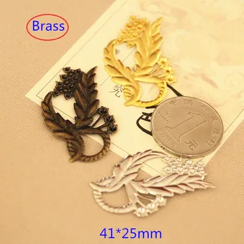 30 Pcs Delicate Ganoderma Flower Brass Stamping 25*41mm Gold-color / Silver-color / Bronze Color / Raw Brass - Free Shipping
30 Pcs Delicate Ganoderma Flower Brass Stamping 25*41mm Gold-color / Silver-color / Bronze Color / Raw Brass - Free Shipping