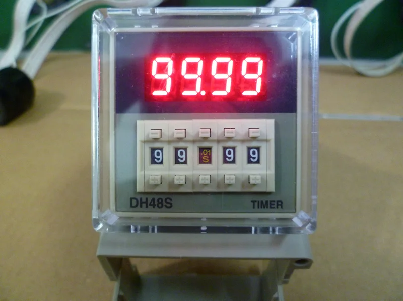 DH48S-S Digital Timer Time Delay Relay 110V 220V 380V AC 24V 12V DC 0.01S - 99H 99M 8 Pins with Base Socket
DH48S-S Digital Timer Time Delay Relay 110V 220V 380V AC 24V 12V DC 0.01S - 99H 99M 8 Pins with Base Socket