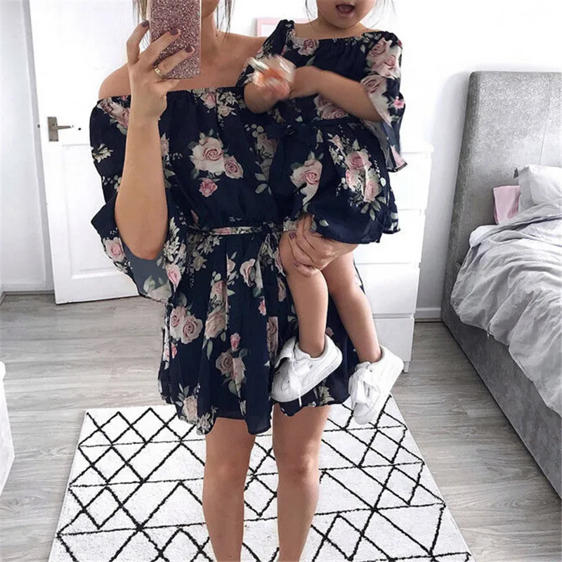 Mother Daughter Dress Family Matching Outfits Off Shoulder Floral Dress Summer Girl Women Boho Loose Dresses Sundress Clothes
Mother Daughter Dress Family Matching Outfits Off Shoulder Floral Dress Summer Girl Women Boho Loose Dresses Sundress Clothes