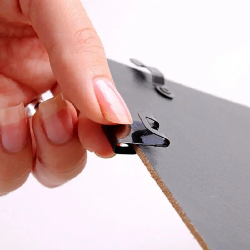 100pcs Picture Frame Back Board Photo Wall Artwork Painting Sawtooth S Clip Over Hanger Hook Holder Hanging Tools
100pcs Picture Frame Back Board Photo Wall Artwork Painting Sawtooth S Clip Over Hanger Hook Holder Hanging Tools
