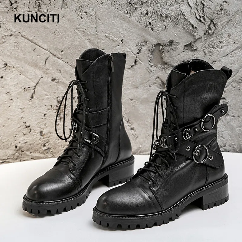 2019 KUNCITI Genuine Leather Women Motorcycle Boots Metal Buckled Lace Up Snow Shoes Winter Ankle Boots New Designer D559
2019 KUNCITI Genuine Leather Women Motorcycle Boots Metal Buckled Lace Up Snow Shoes Winter Ankle Boots New Designer D559
