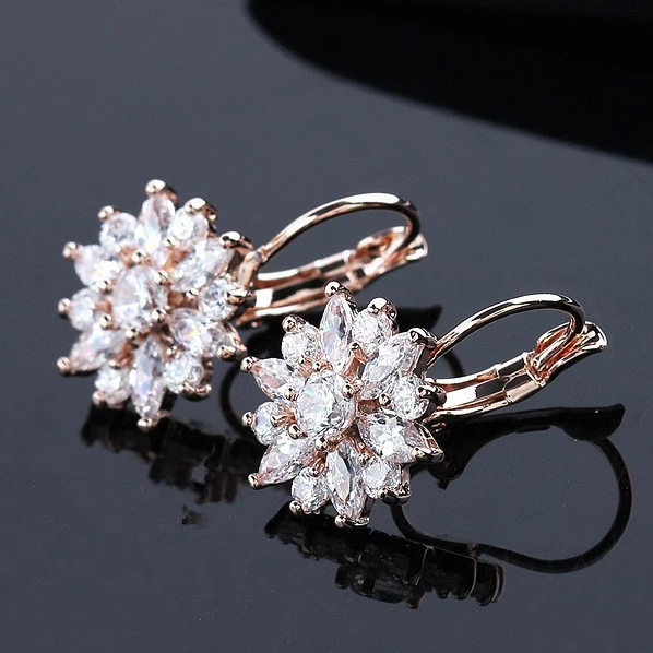 Flowers Earrings Rose plated gold cubic zirconia Hypoallergenic Earring For Women Earings Fashion Jewelry 2017 dropshipping
Flowers Earrings Rose plated gold cubic zirconia Hypoallergenic Earring For Women Earings Fashion Jewelry 2017 dropshipping