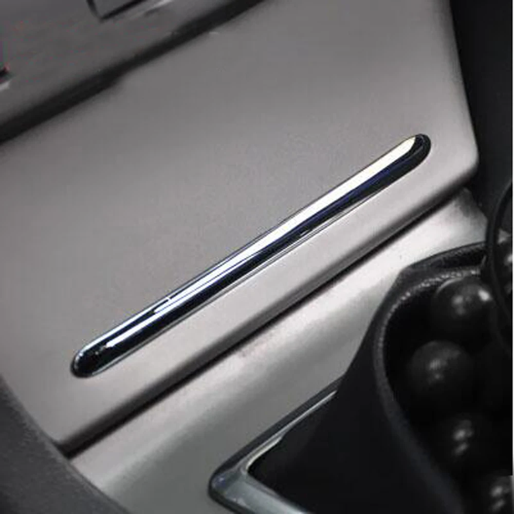 Car Styling The ashtray cover light bar ABS Chrome trim For Ford Focus 2 MK2 2009-2014 Car Accessories 
Car Styling The ashtray cover light bar ABS Chrome trim For Ford Focus 2 MK2 2009-2014 Car Accessories