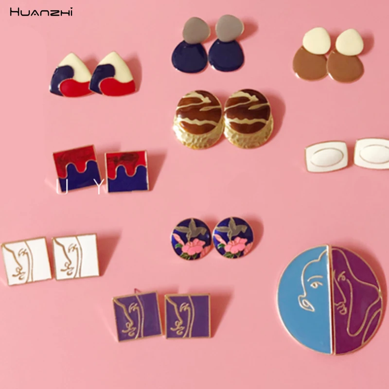 HUANZHI 2019 New Abstract Design Human Face Metal Line Hit Color Glaze Enamel Irregular Geometric Earring for Women Party Girls
HUANZHI 2019 New Abstract Design Human Face Metal Line Hit Color Glaze Enamel Irregular Geometric Earring for Women Party Girls