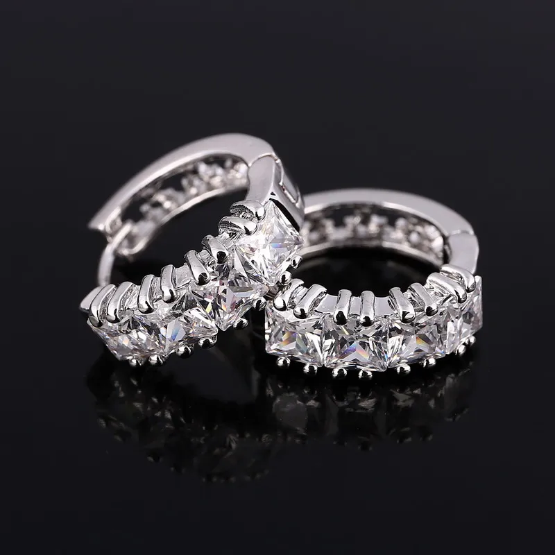 Fashion High Quality Silver Plated Earrings CZ Crystal Hoop Earrings Party Brincos Best Gift For Lady Free Shipping
Fashion High Quality Silver Plated Earrings CZ Crystal Hoop Earrings Party Brincos Best Gift For Lady Free Shipping