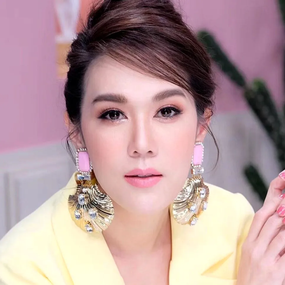 Fashion Brand Alloy Shell Charms Drop Dangle Earrings For Women Jewelry New Design Lady's Statement Earrings Accessory
Fashion Brand Alloy Shell Charms Drop Dangle Earrings For Women Jewelry New Design Lady's Statement Earrings Accessory
