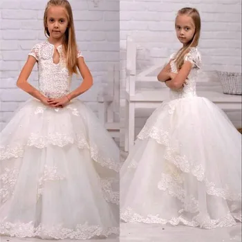 2019 Tulle Lace Ball Gowns For Sweet Girls Flower Girl Dress with Appliques Train Sleeveless First Communion Gowns Custom Made
2019 Tulle Lace Ball Gowns For Sweet Girls Flower Girl Dress with Appliques Train Sleeveless First Communion Gowns Custom Made