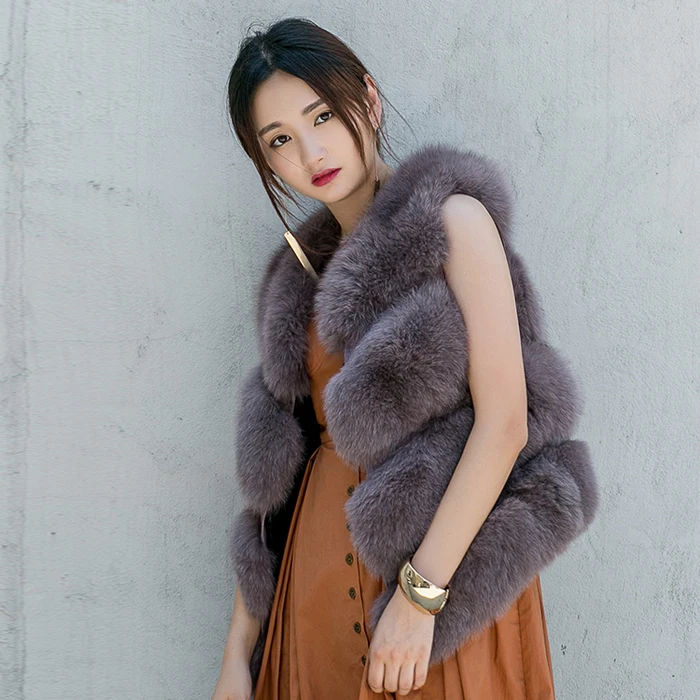MENINA BONITA luxury 2019 natural real fox fur vest autumn winter jacket women basic coat sleeveless striped vests high quality
MENINA BONITA luxury 2019 natural real fox fur vest autumn winter jacket women basic coat sleeveless striped vests high quality