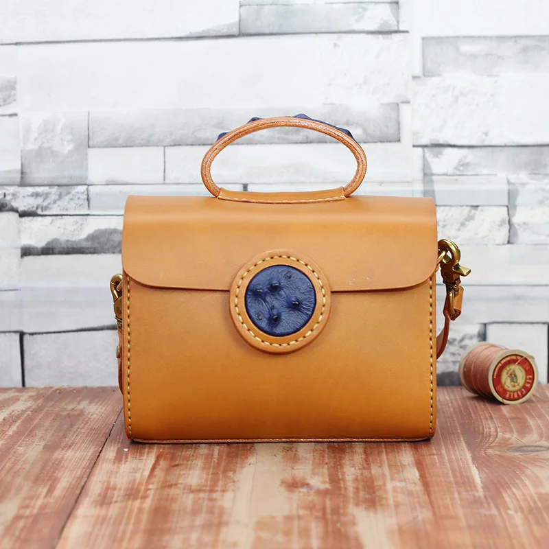 XHTY handmade leather handbag retro vegetable tanned hand-stitched hard bag shoulder slung square original 2019
XHTY handmade leather handbag retro vegetable tanned hand-stitched hard bag shoulder slung square original 2019